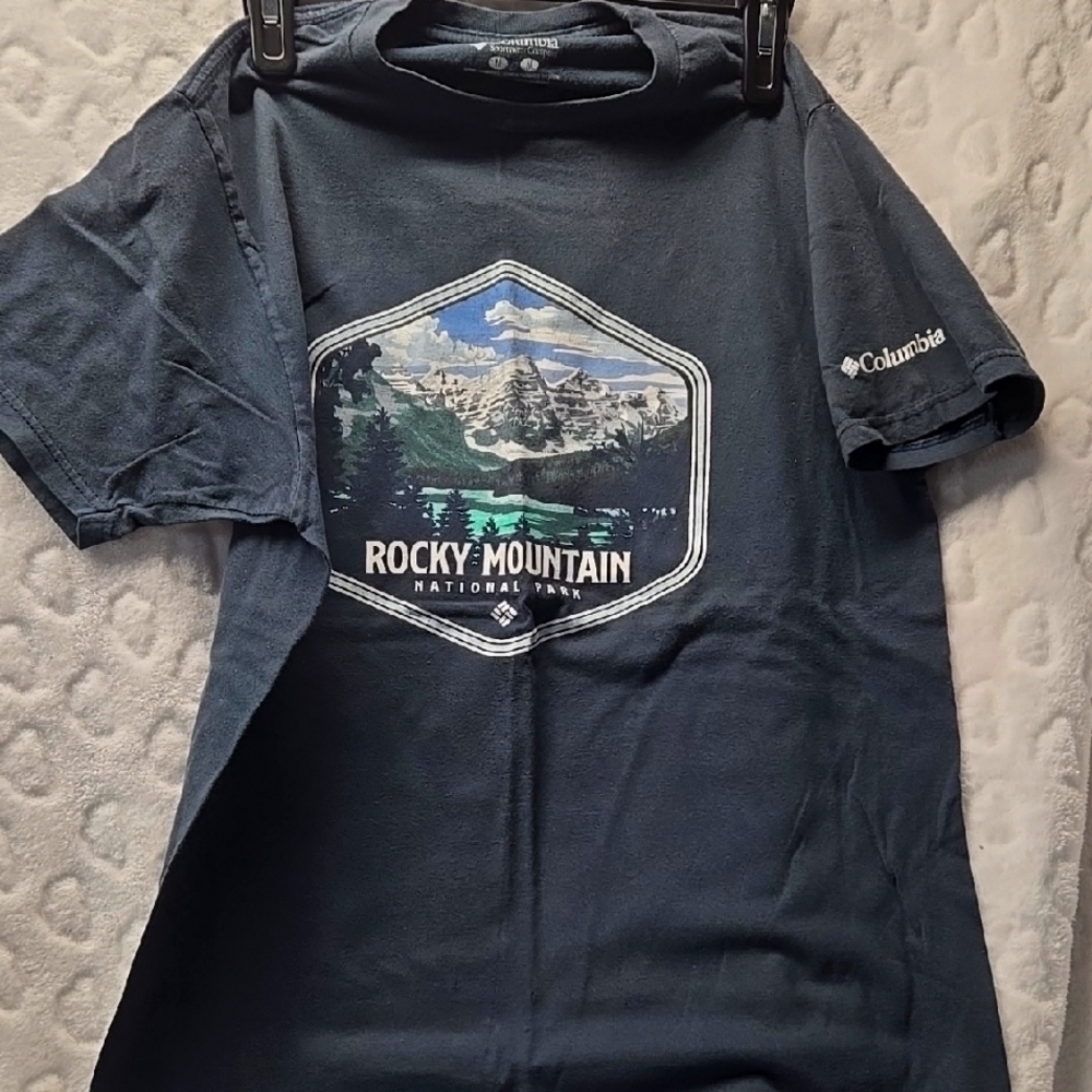 Columbia Blue Short Sleeve Tee with Mountain Graphic